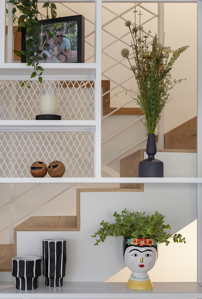 3FD45143-B285-0C69-4072-7CE42B269E47