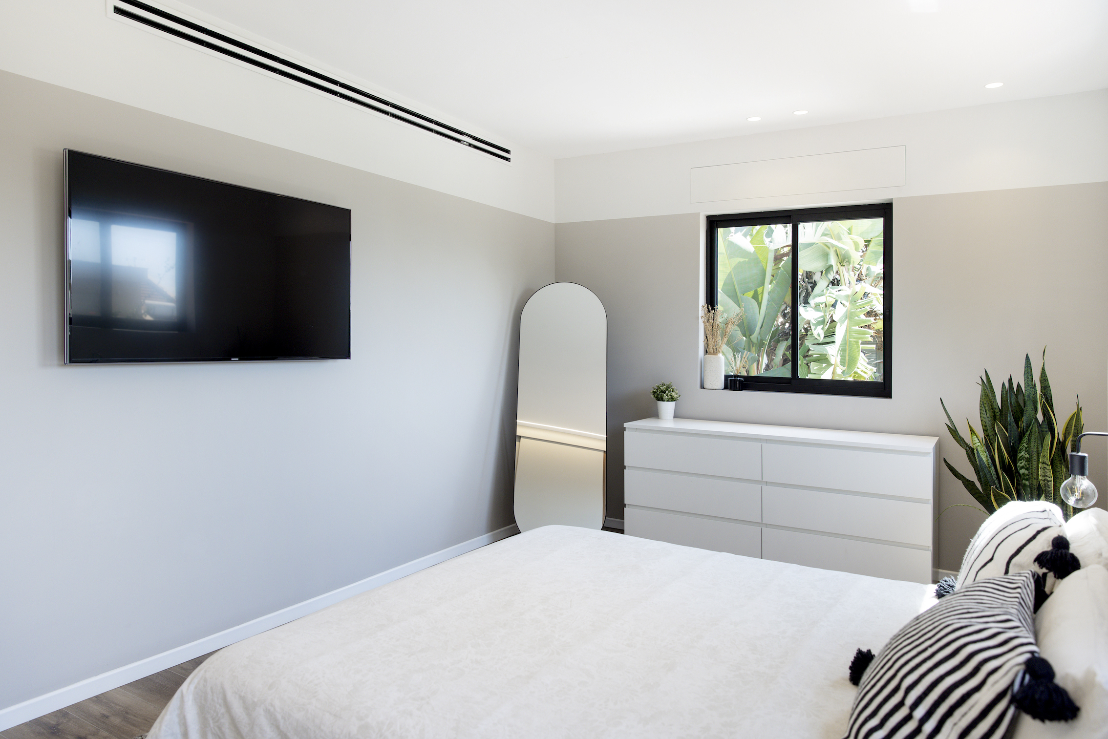 434693BF-638C-AE92-E08A-83C16A0F0C0A