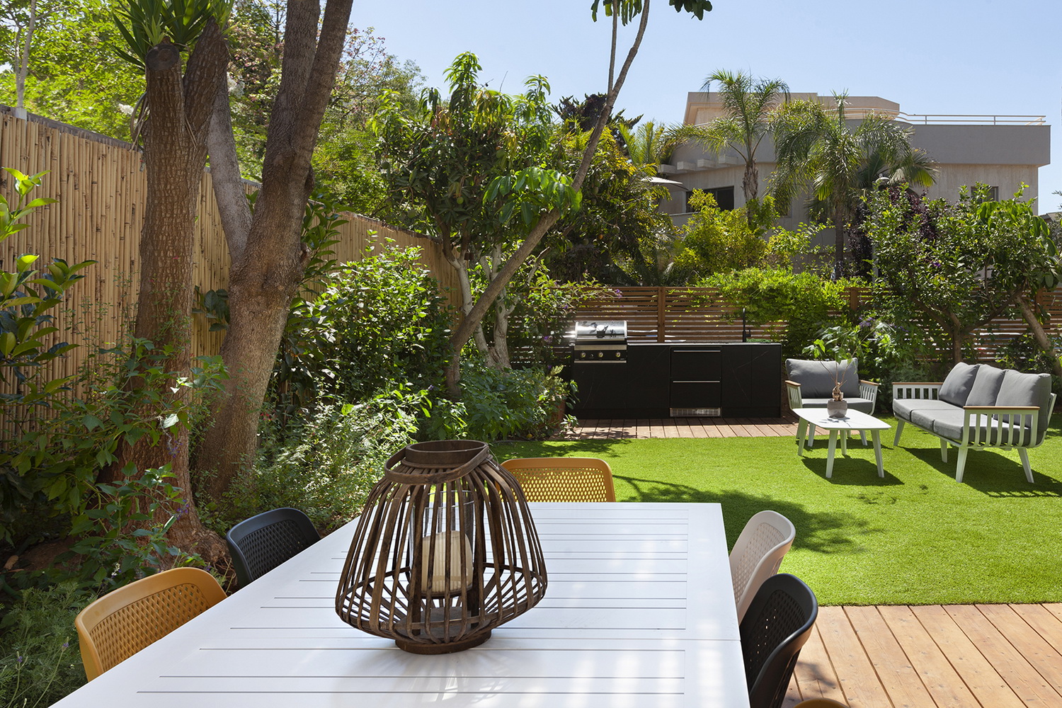 6FF65277-5747-70F8-4387-656EE3C9A636