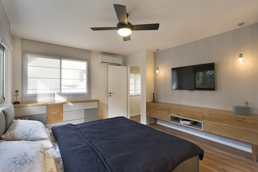 7F7599FA-656F-F48B-4464-86F87E44F01A