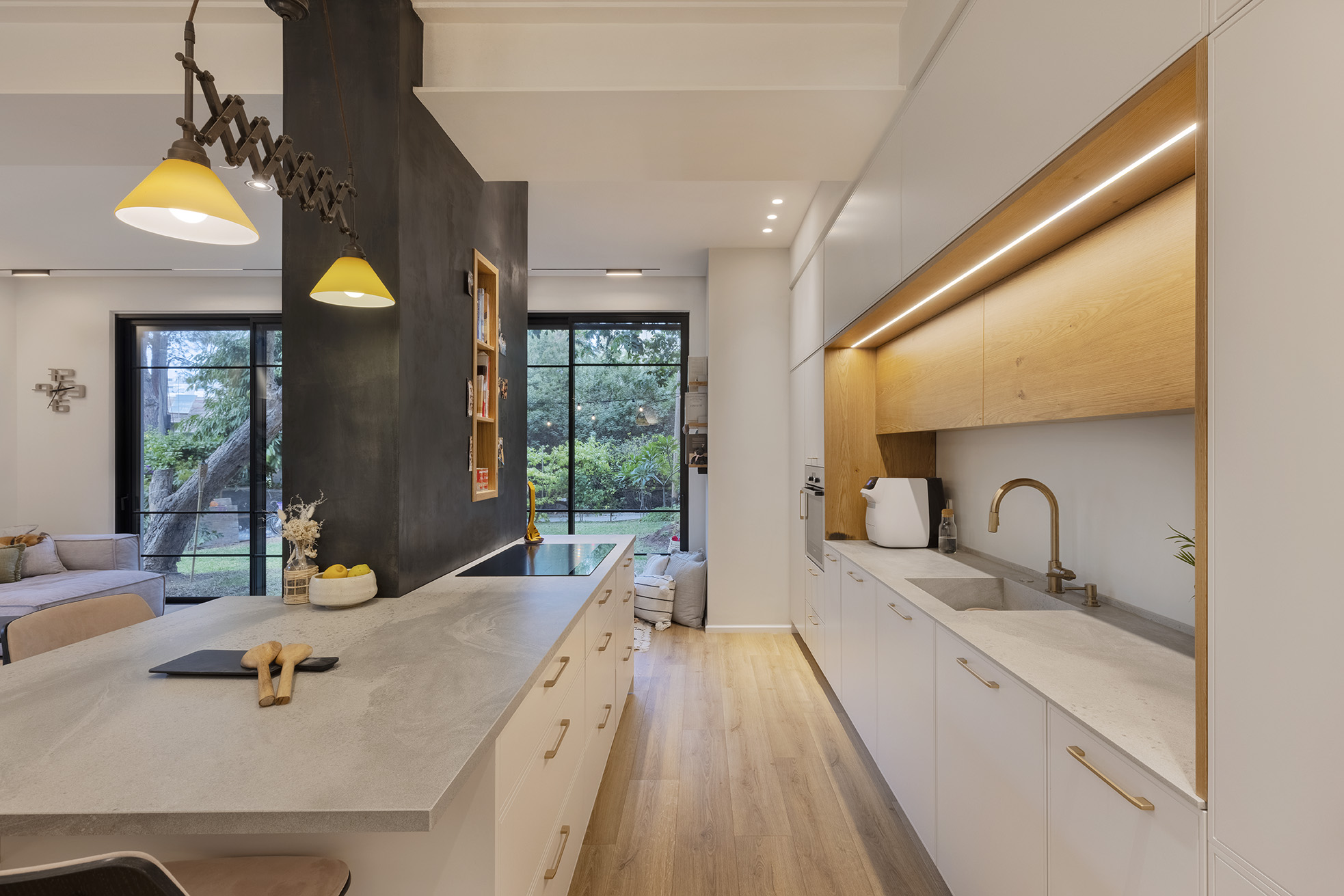 89342FAA-791E-4583-EC16-532C269CFE77