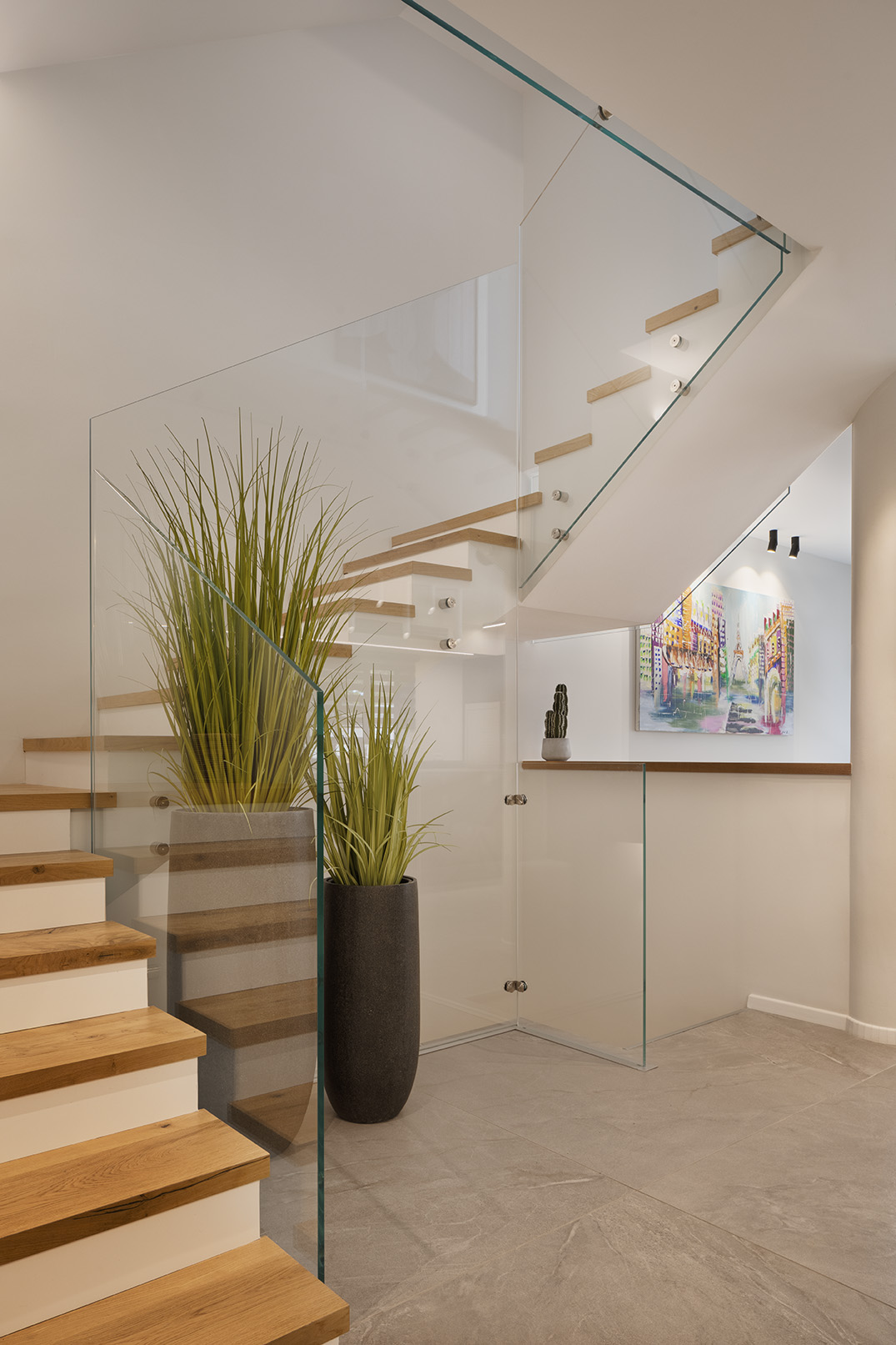 8C741215-B73F-8C66-F30D-D93F27E9EFF1