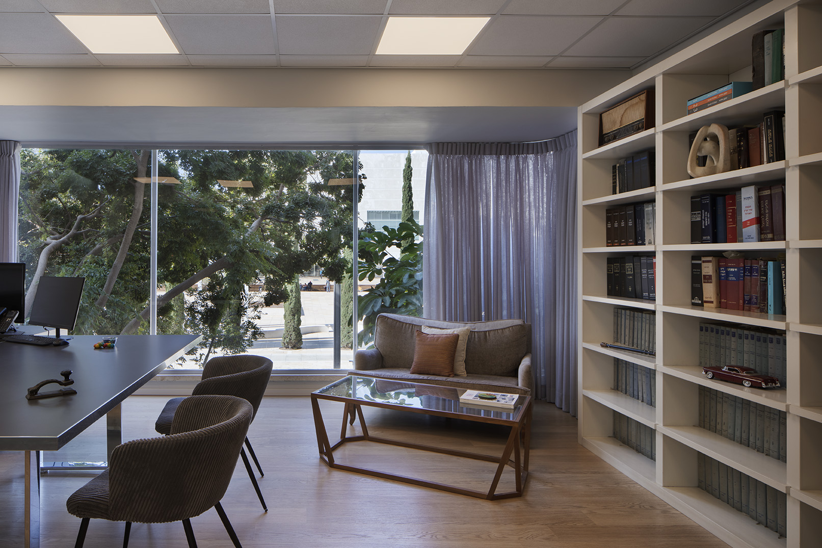 98052C2D-C5D7-08F0-F1AD-26C1C898047F