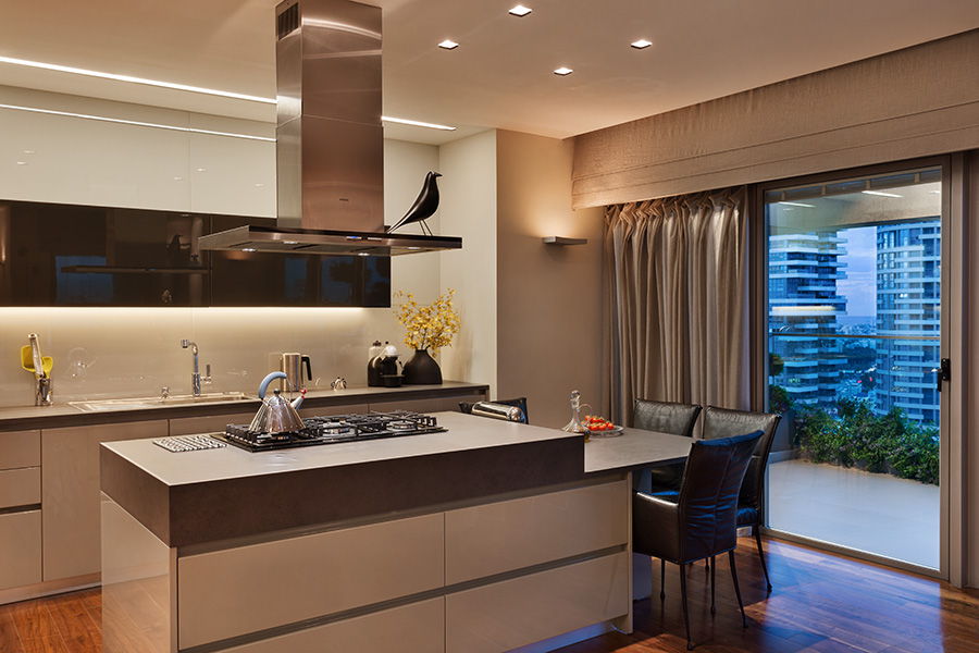 9FD9A605-23FD-0142-B1C5-4B396EEE6593