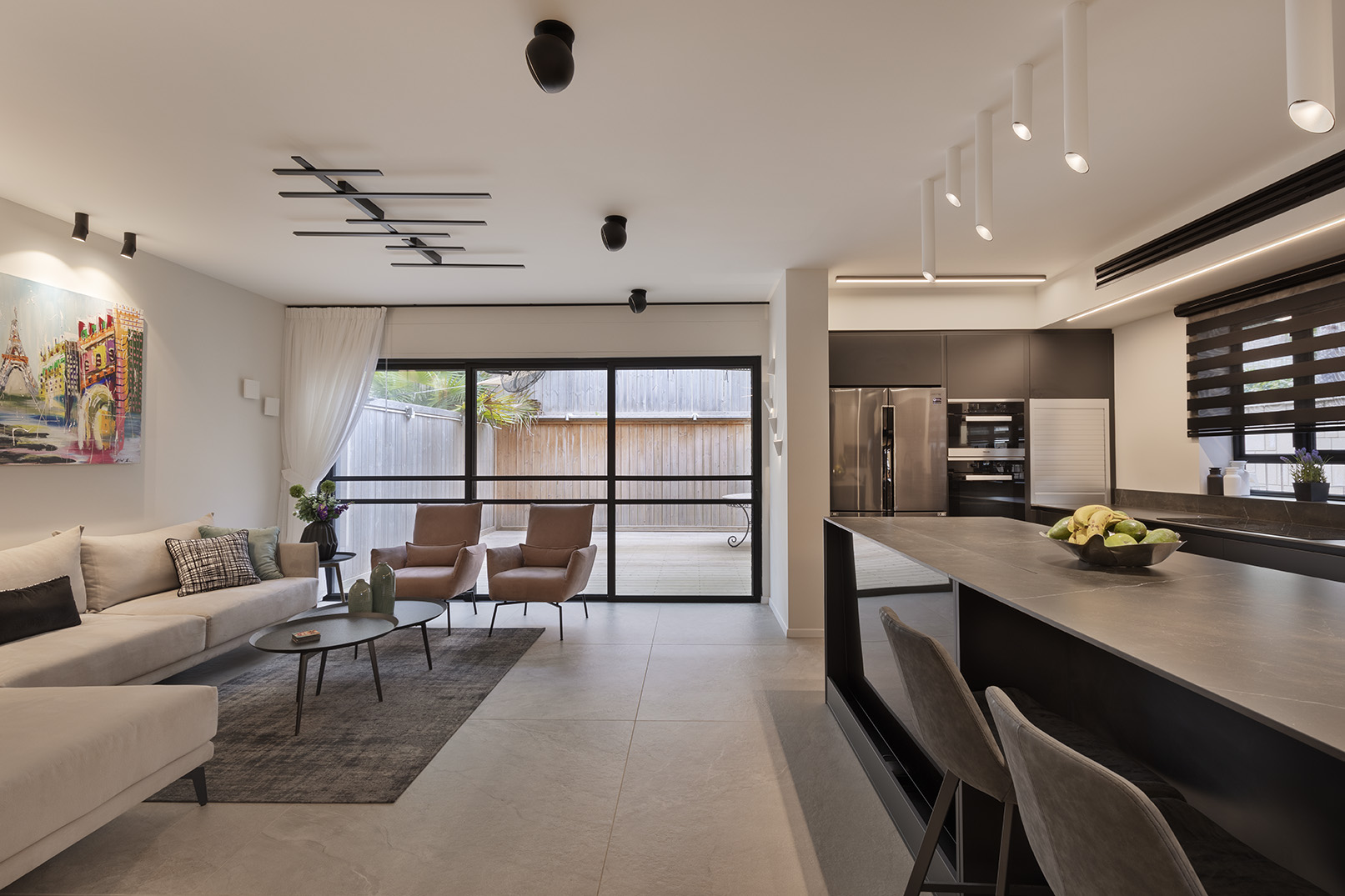 B2BE3FC3-B48C-6D78-1500-230259D43793