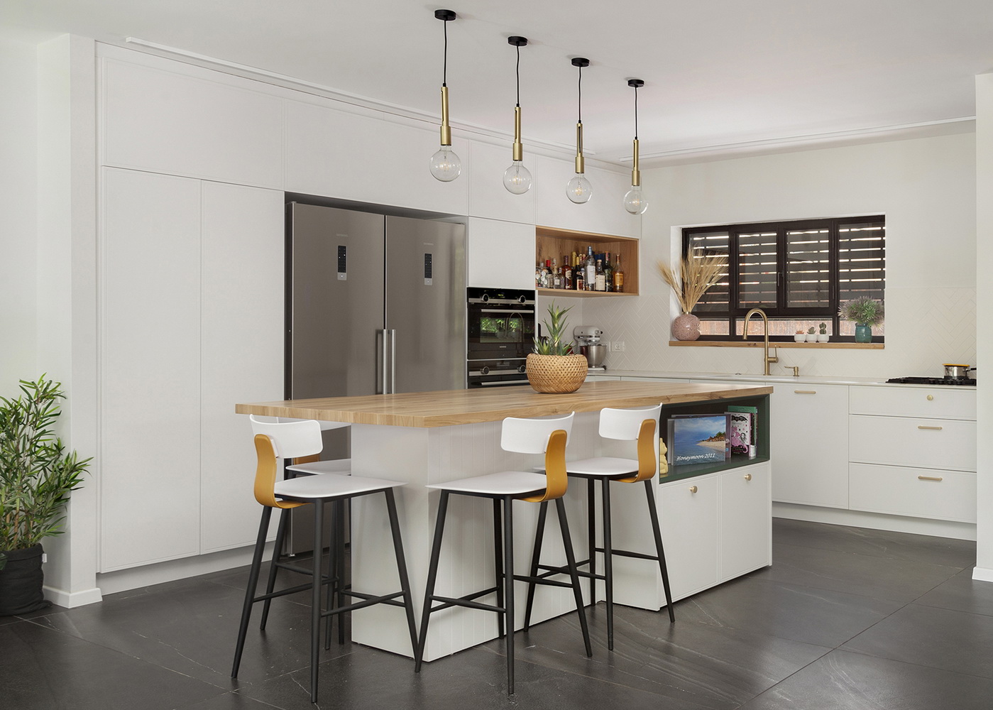 BC495AFC-5A18-8A5B-DB81-CB2632B6CC37