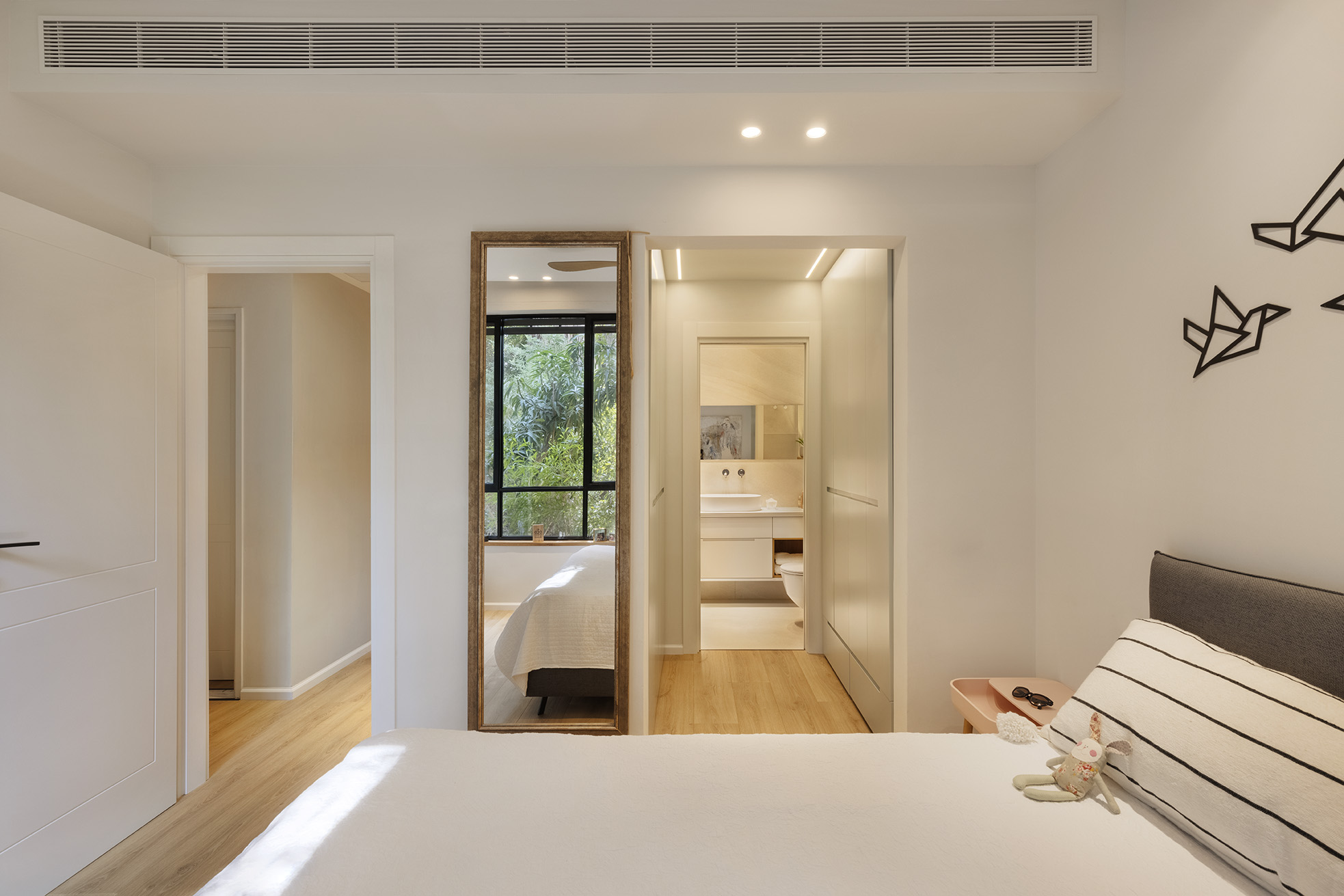 BCF2452F-9AA5-E280-DCF5-437BA07192D0