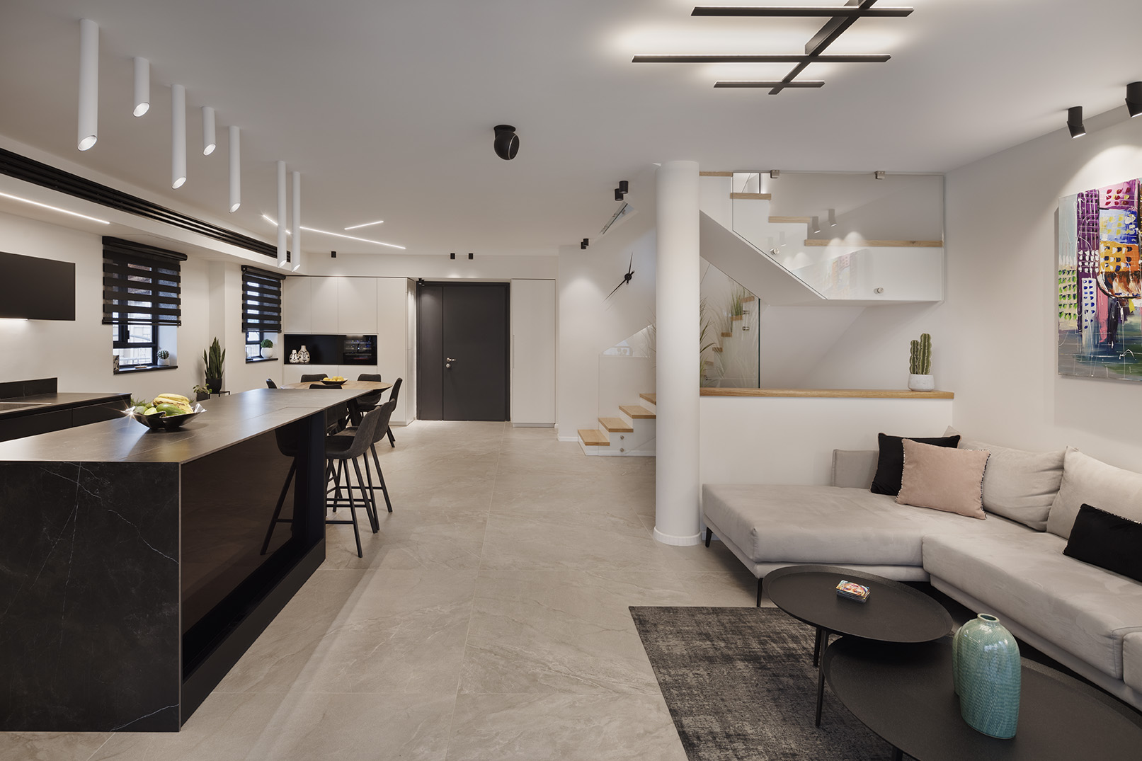 C6B4E3FB-8F93-CCD3-B775-1E2AEE2C8C75