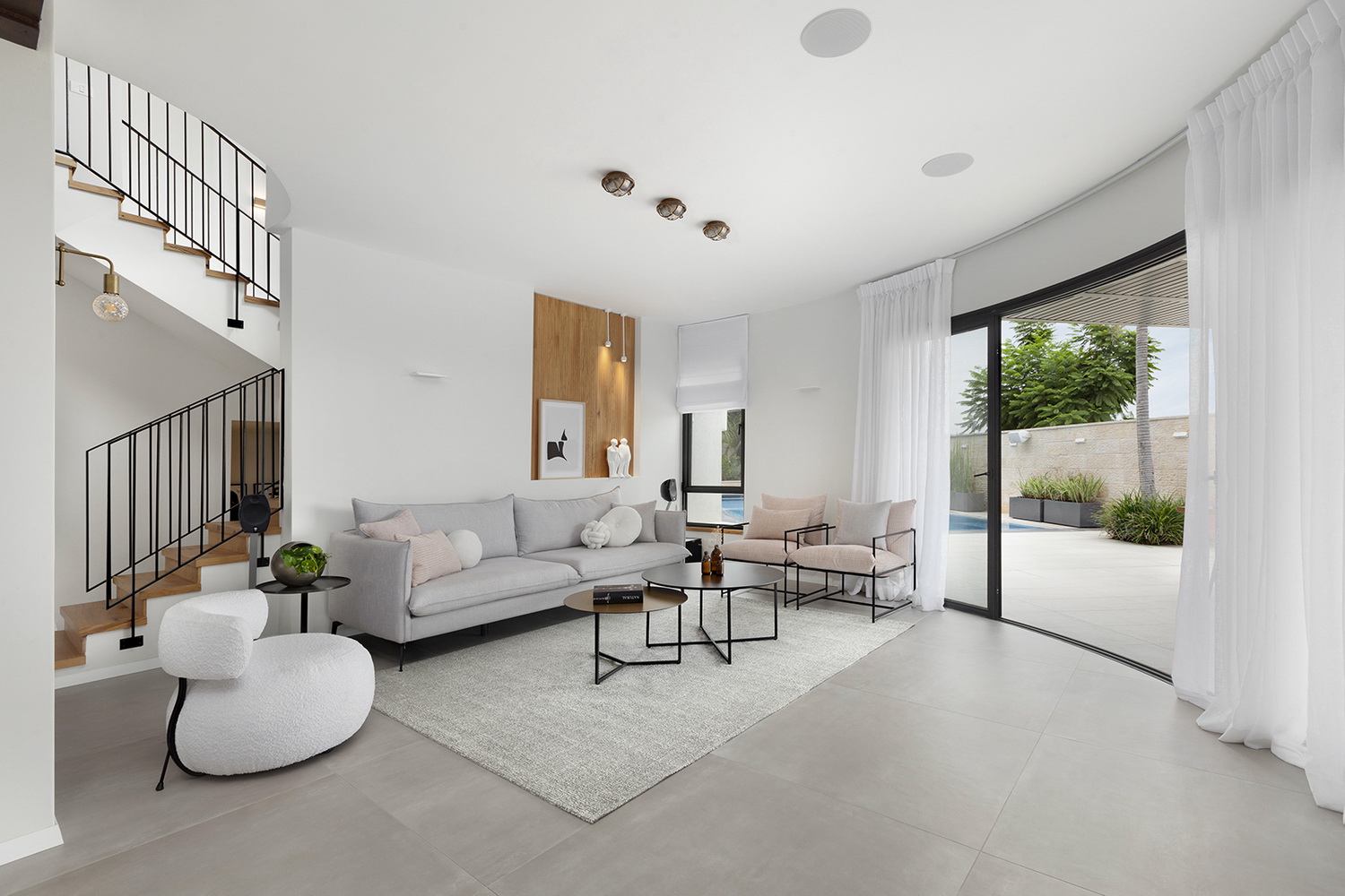 F5933470-9F0C-B31D-31BD-A2E012C3D8A8 (1)